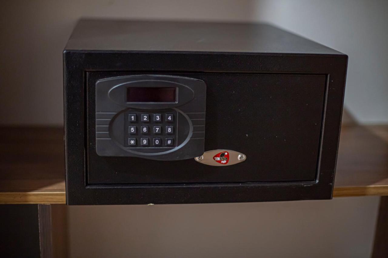 United Hotel International Yaoundé エクステリア 写真