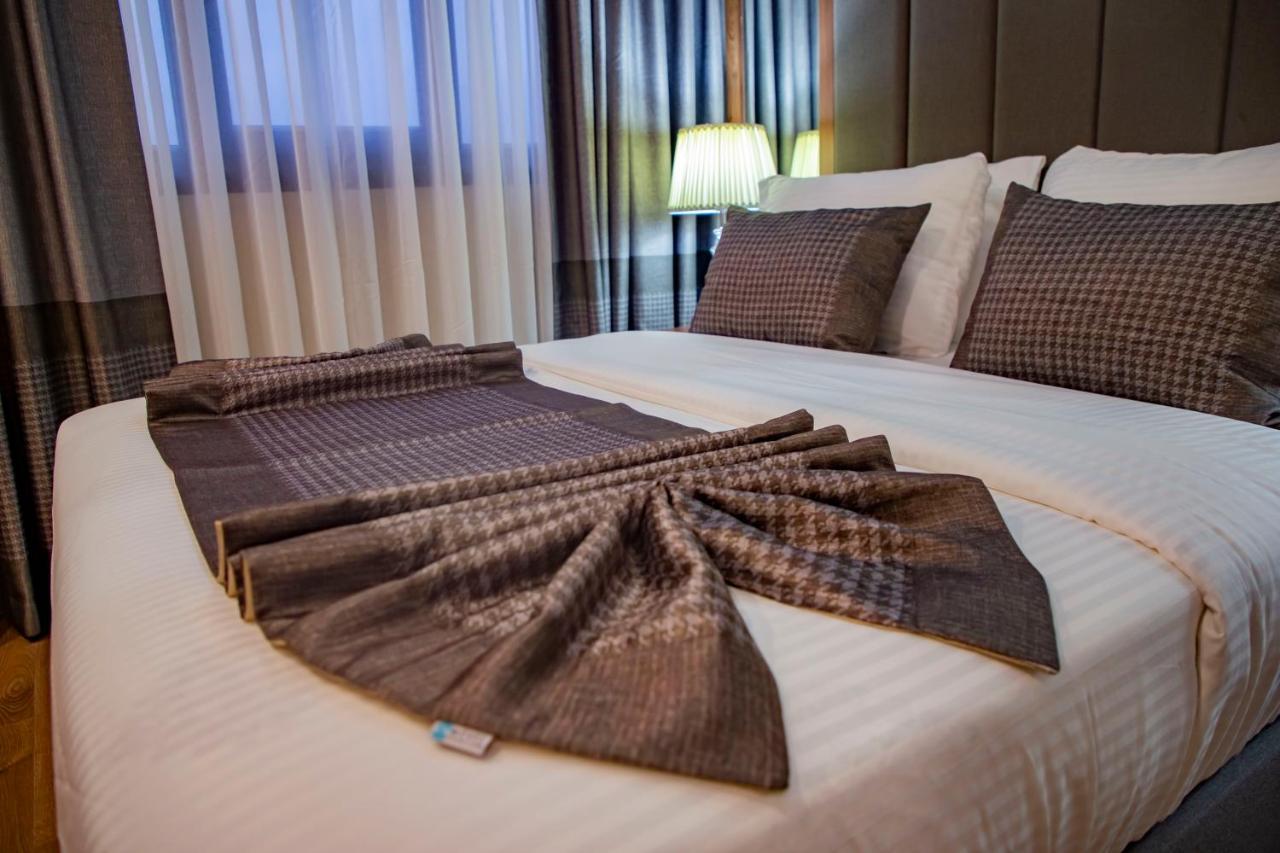 United Hotel International Yaoundé エクステリア 写真