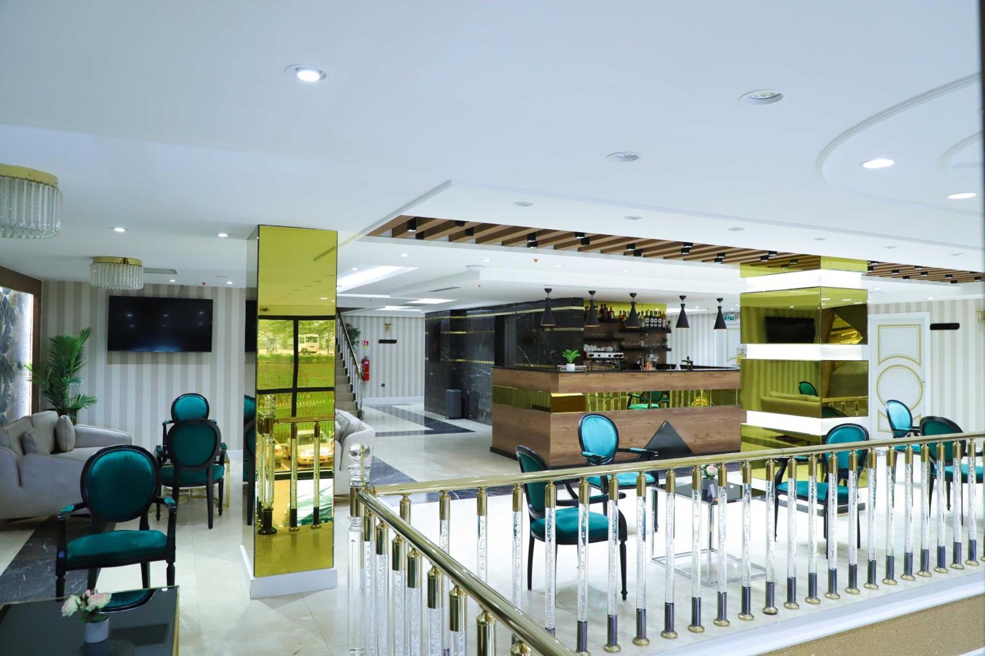 United Hotel International Yaoundé エクステリア 写真