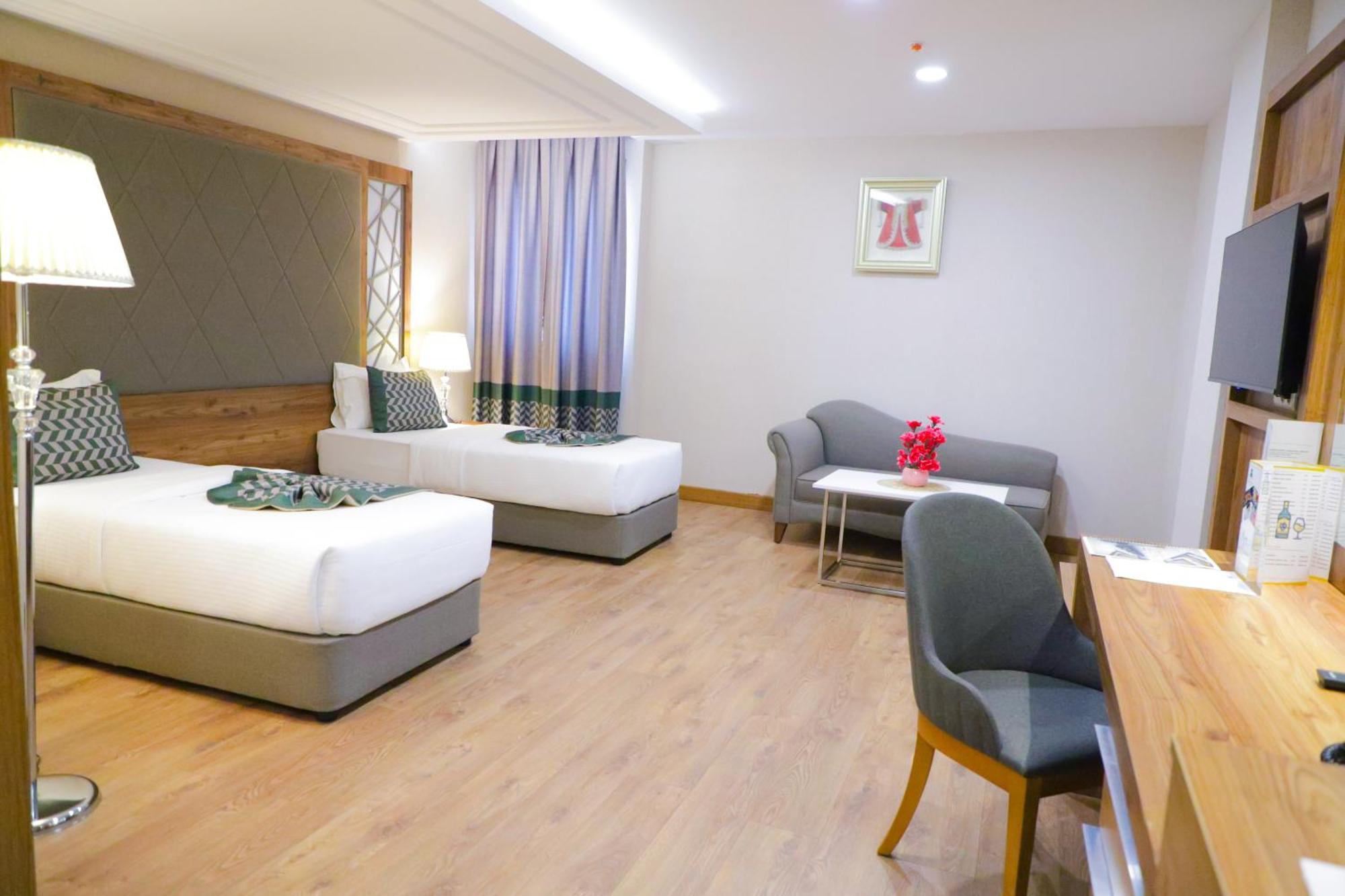 United Hotel International Yaoundé エクステリア 写真