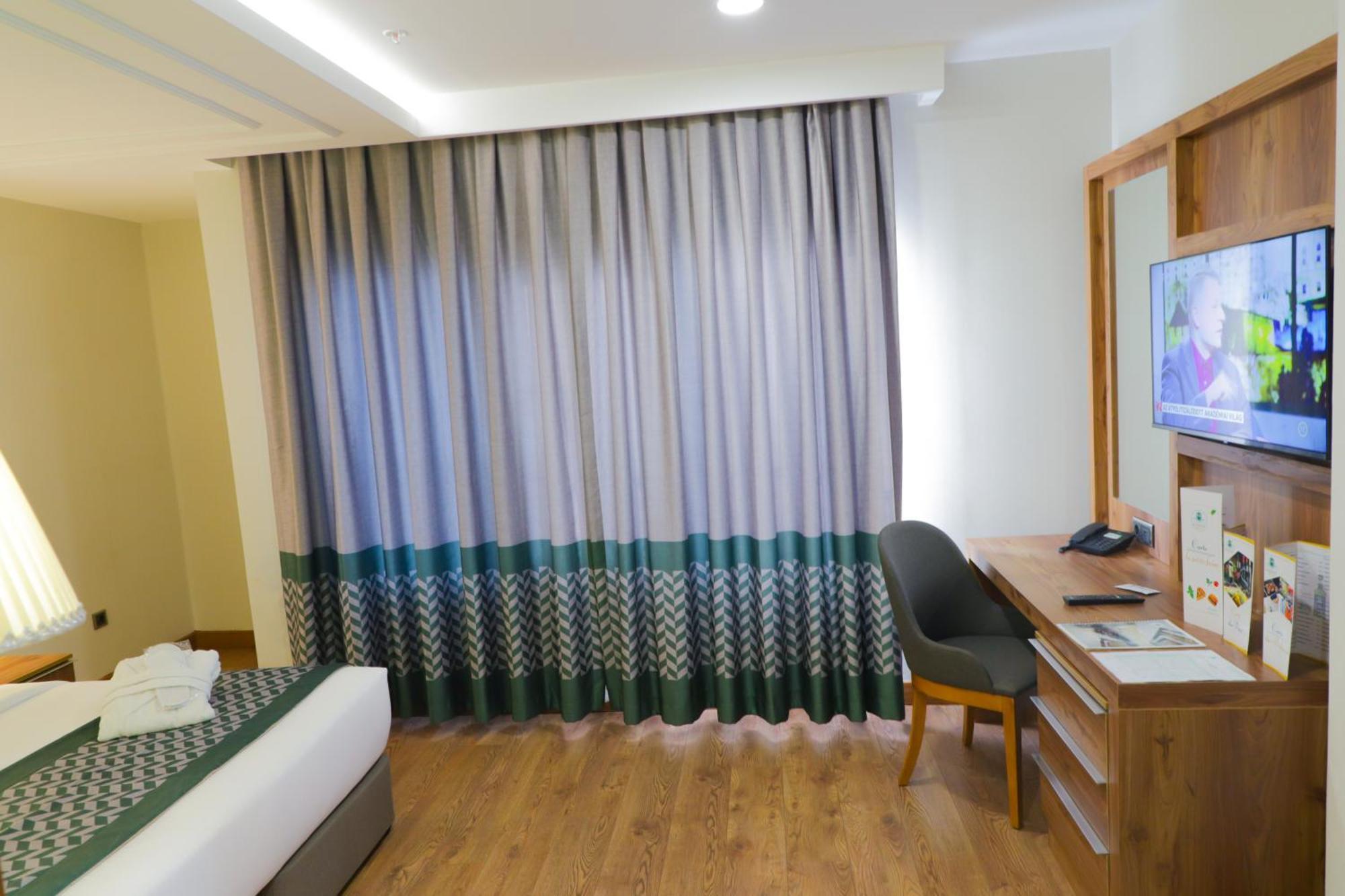 United Hotel International Yaoundé エクステリア 写真