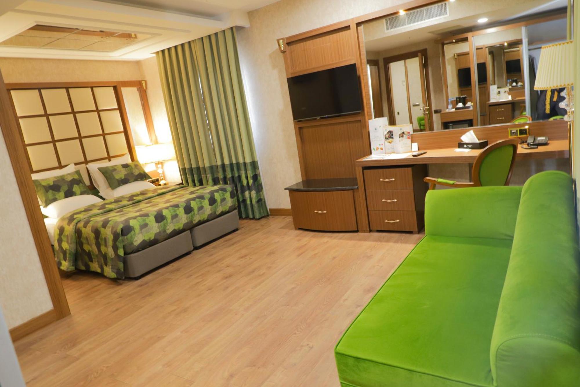 United Hotel International Yaoundé エクステリア 写真